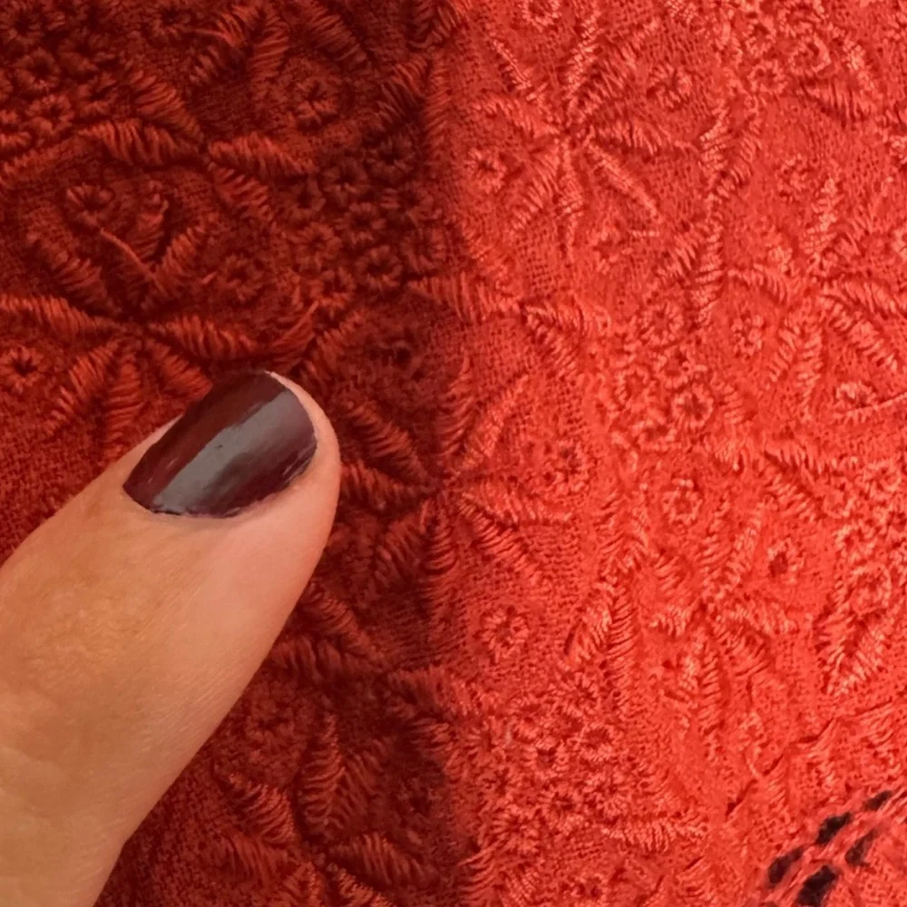 DOEN Source Embroidered Floral Blouse Relaxed Peasant Long Sleeve Top Rust Red